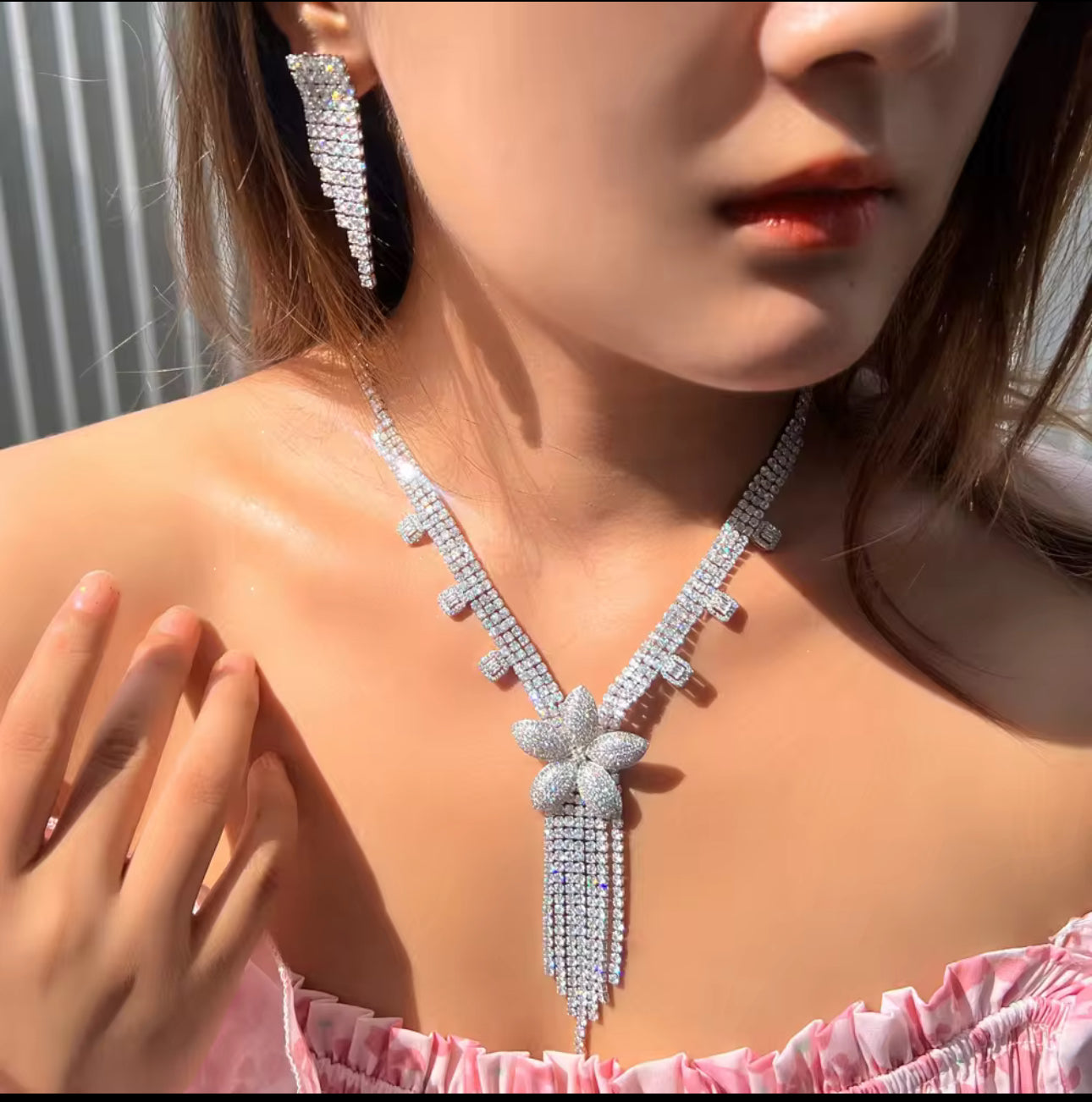 立方鋯石銅制新娘飾品組合 - 大花造型婚禮晚宴套裝