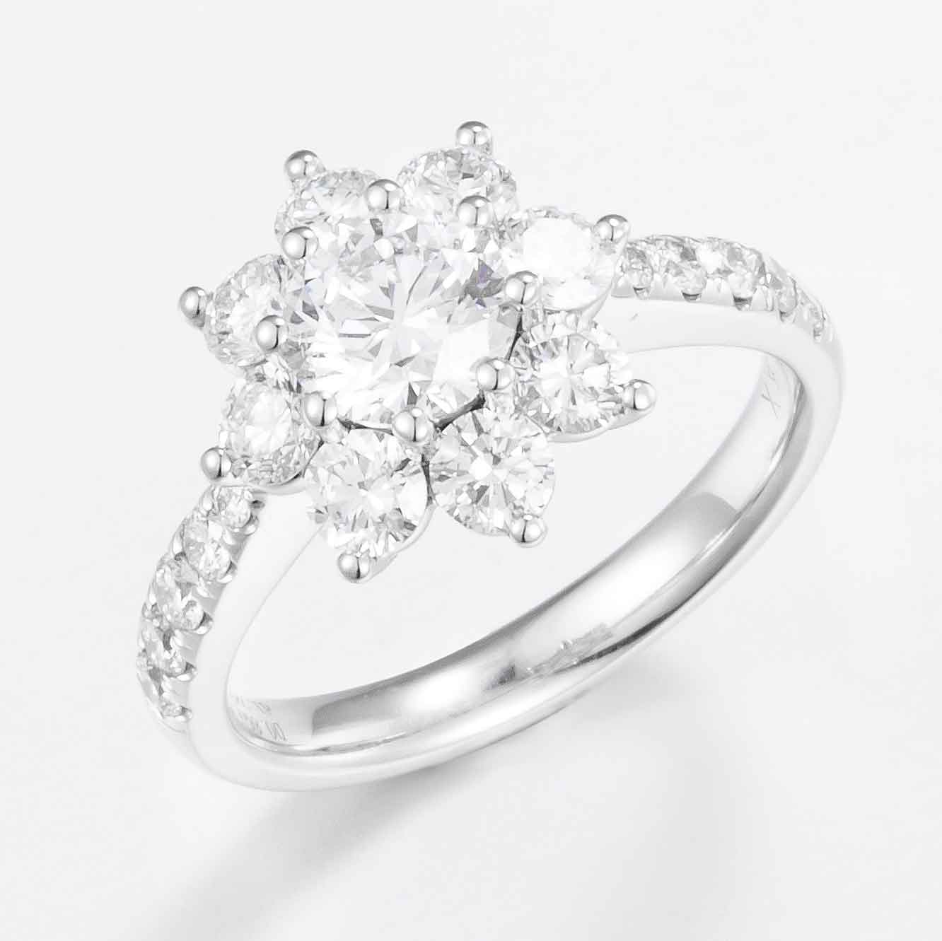 ZBR0011-1.00CT
P500027
18K金培育鑽戒指
金重：4.54g
主石：0.86ct  副石：1.282ct