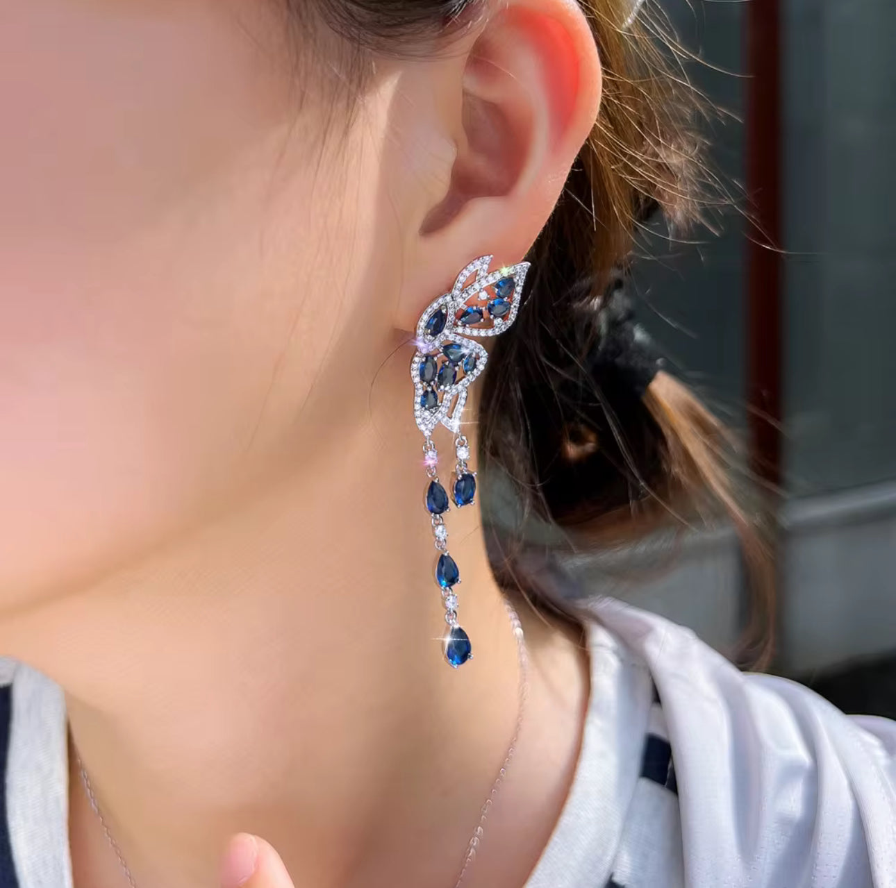 皇家藍鋯石蝴蝶耳環 - 對稱翅膀結婚派對款
