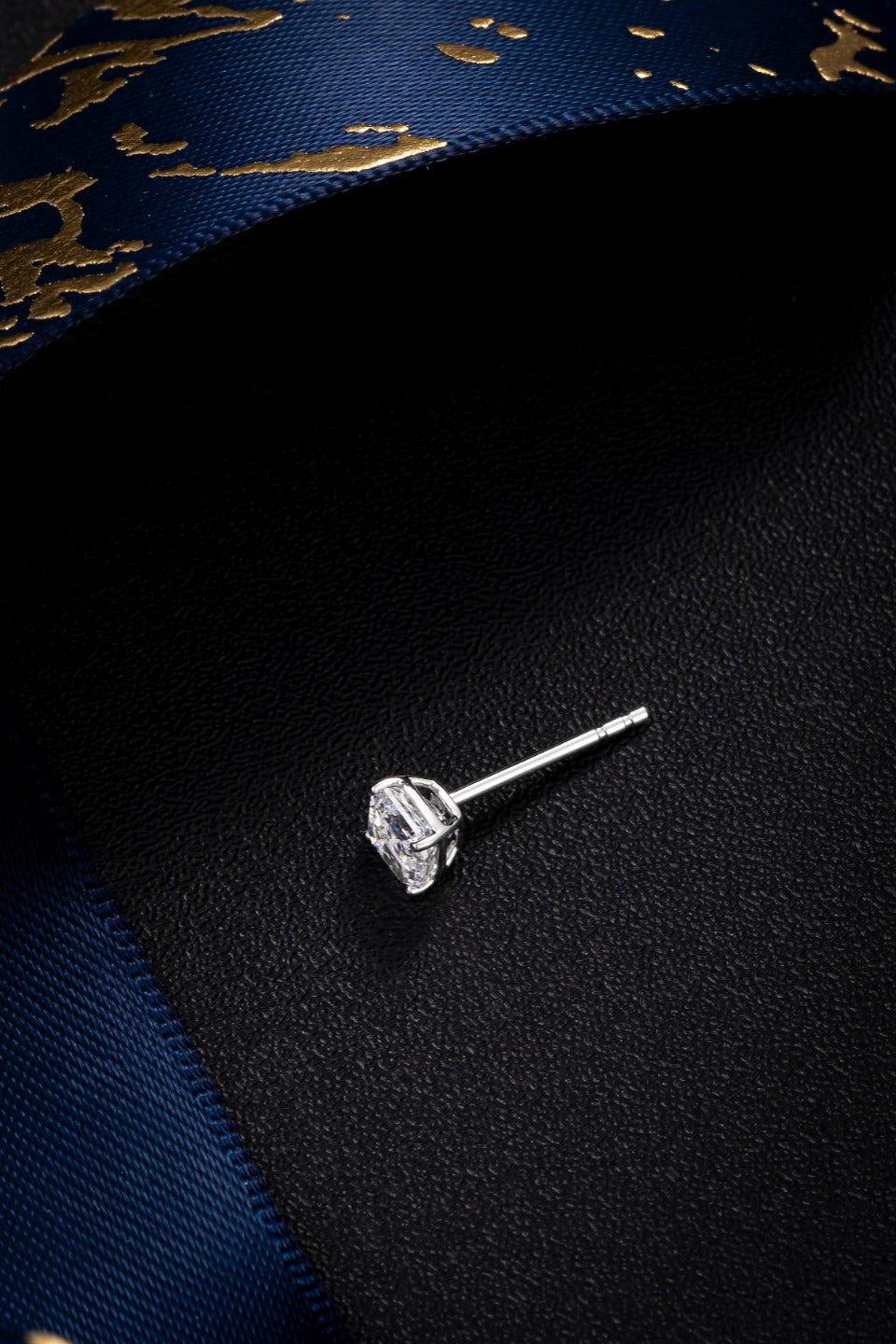PT950 鉑金培育鑽石耳釘 0.62ct - 一對經典四爪款 (ZBE0100)